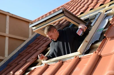 Pose de fenêtres de toit Velux à Estivaux